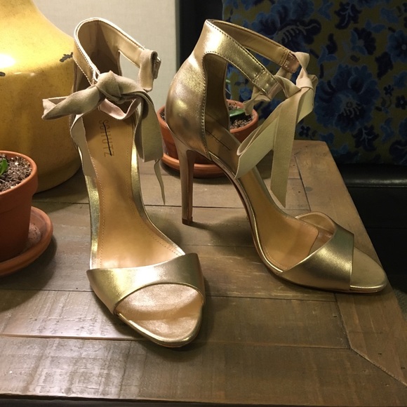 *SOLD* Anthropologie BHLDN Schutz Rene tie sandals - Picture 4 of 8